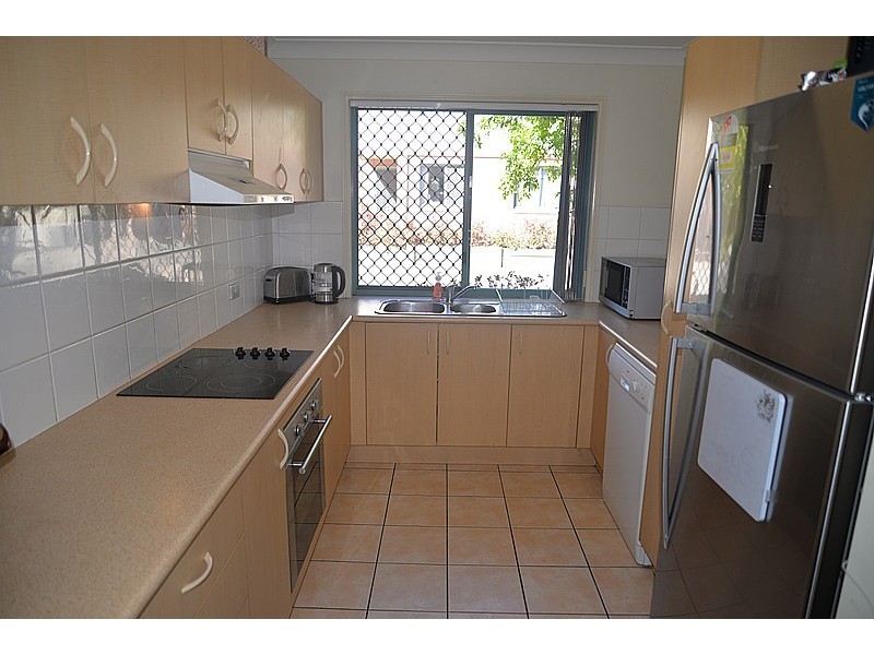 11 Oakmont Avenue, Oxley QLD 4075