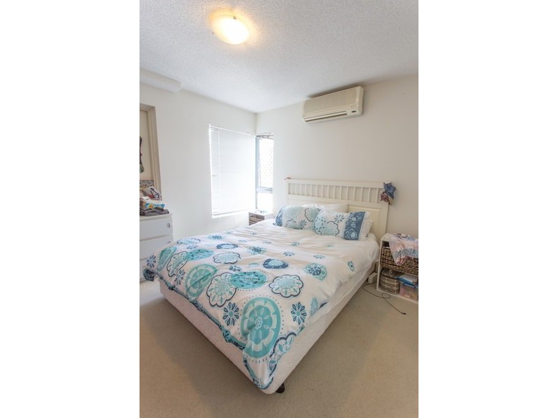 22/7 Landsborough Terrace, Toowong QLD 4066