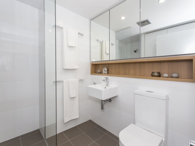 215/113 Commercial Road, Teneriffe QLD 4005