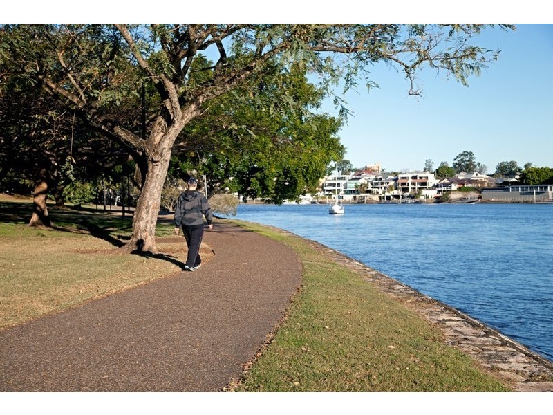 501/150 Oxlade Drive, New Farm QLD 4005