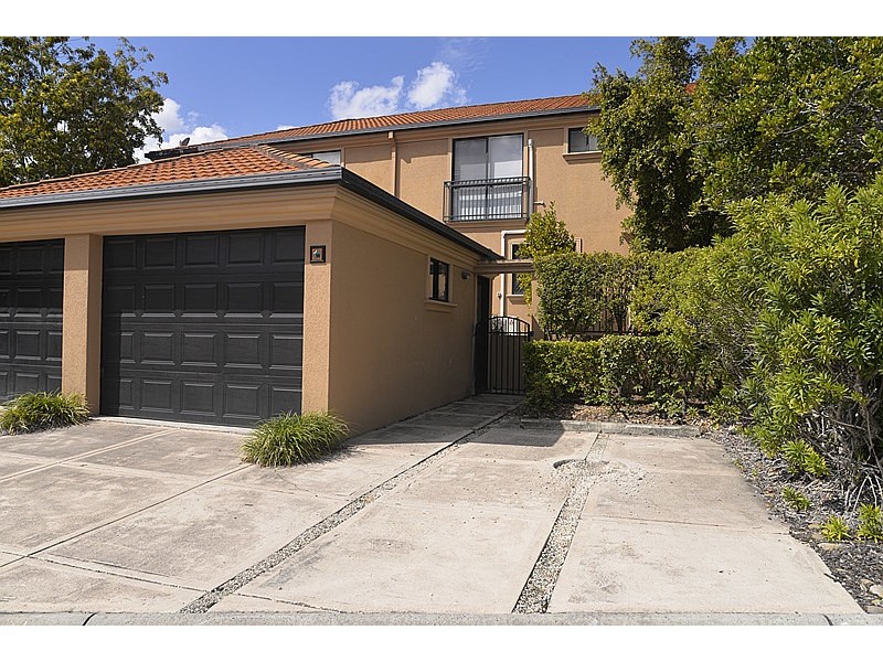 51/105 Oldfield Road, Sinnamon Park QLD 4073