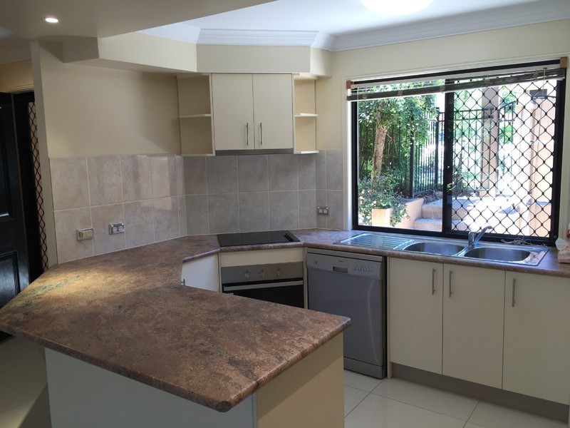 51/105 Oldfield Road, Sinnamon Park QLD 4073