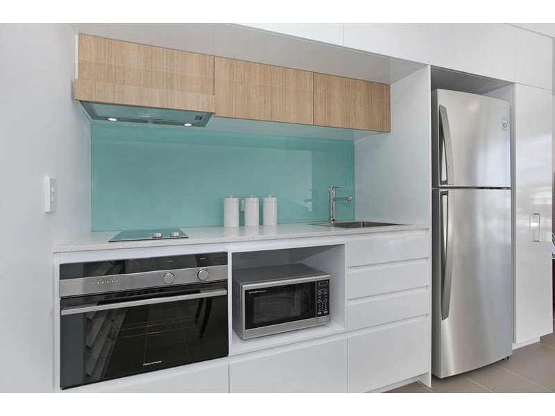 106/113 Commercial Road, Teneriffe QLD 4005