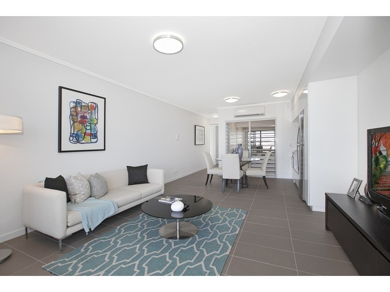 106/113 Commercial Road, Teneriffe QLD 4005