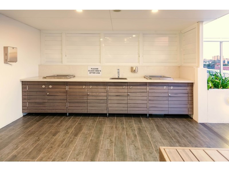 106/113 Commercial Road, Teneriffe QLD 4005