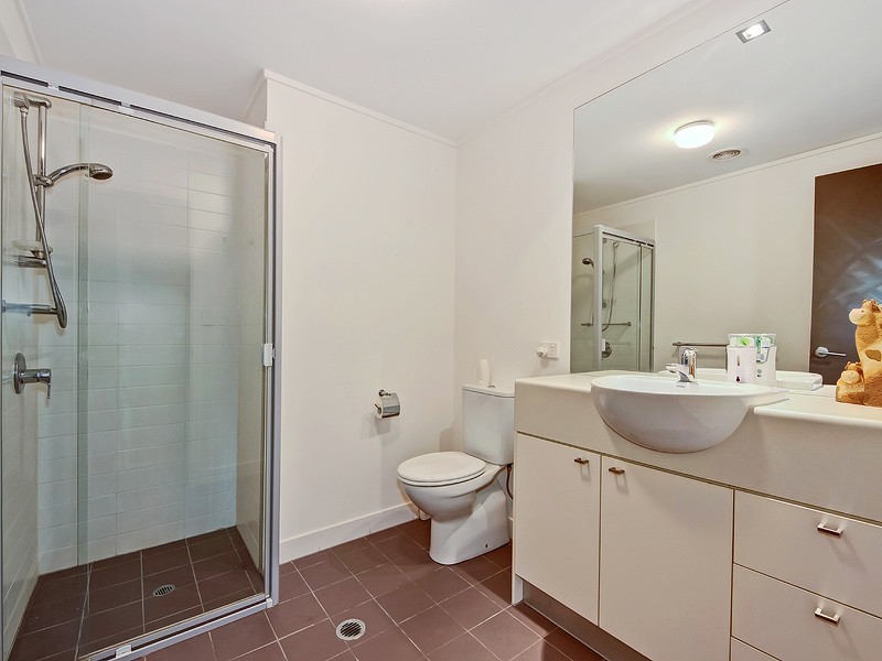 B4/25 Dix Street, Redcliffe QLD 4020