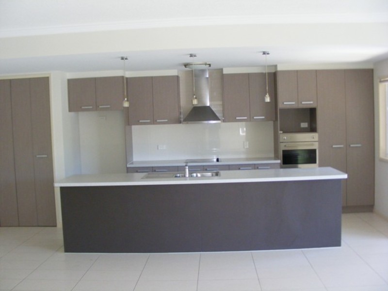 S2/26 Sydney Street, Redcliffe QLD 4020