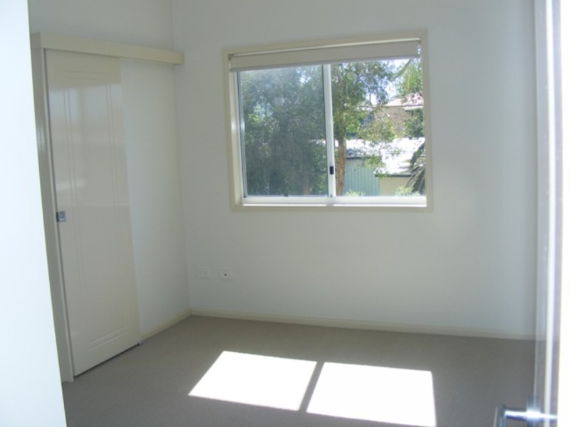 S2/26 Sydney Street, Redcliffe QLD 4020