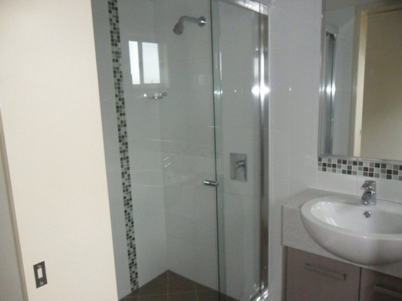 S2/26 Sydney Street, Redcliffe QLD 4020