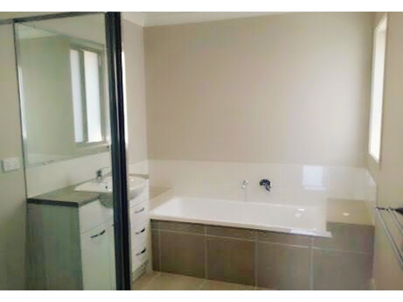 75B Reedmans Road, Ormeau QLD 4208