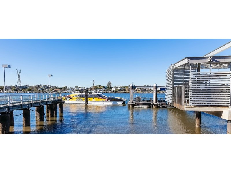 101/113 Commercial Road, Teneriffe QLD 4005