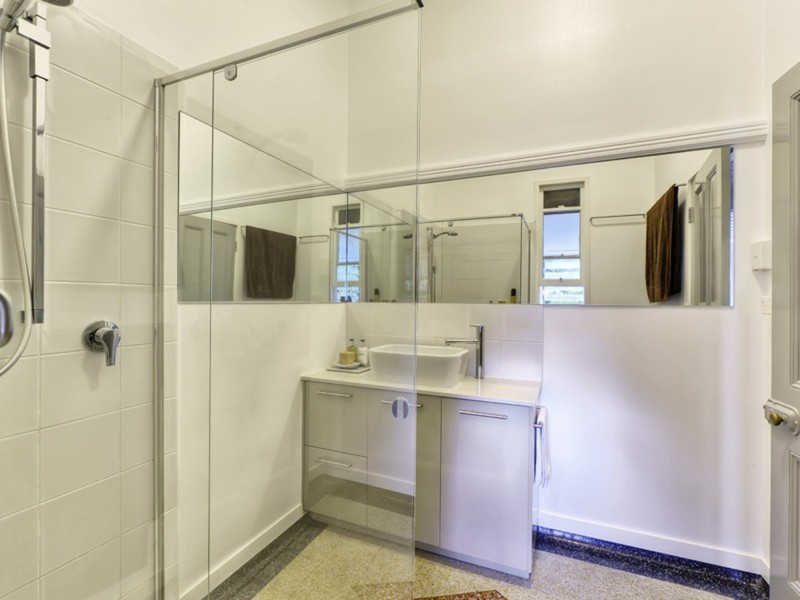 9 Orleigh Street, West End QLD 4101