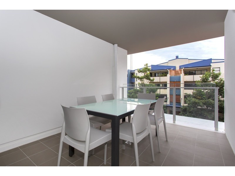 502/113 Commercial Road, Teneriffe QLD 4005