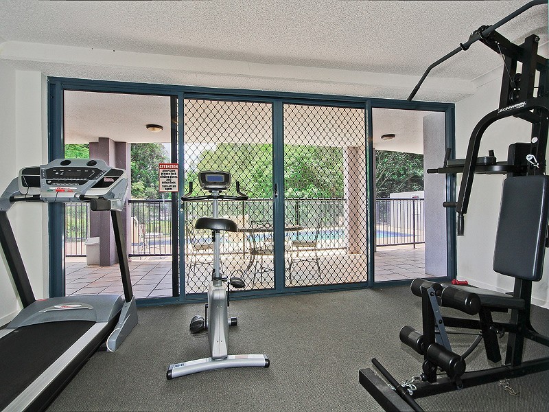 2/21 Patrick Lane, Toowong QLD 4066