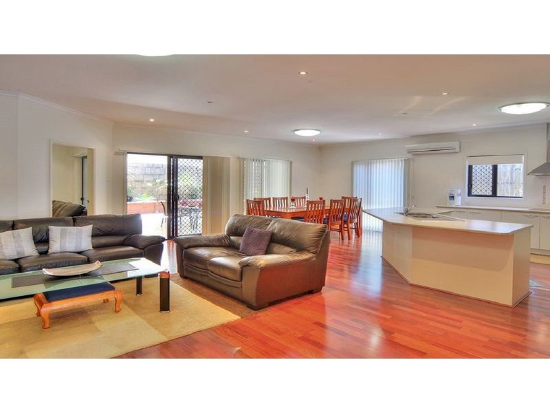 9 Meadowbank Court, Calamvale QLD 4116