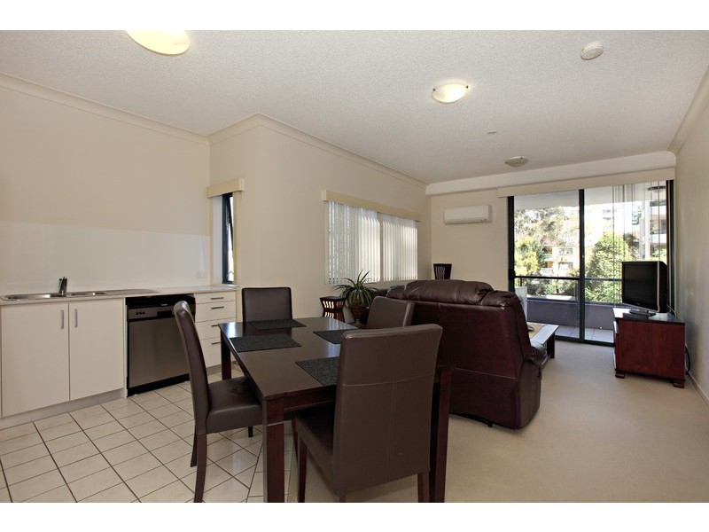 4/21 Patrick Lane, Toowong QLD 4066