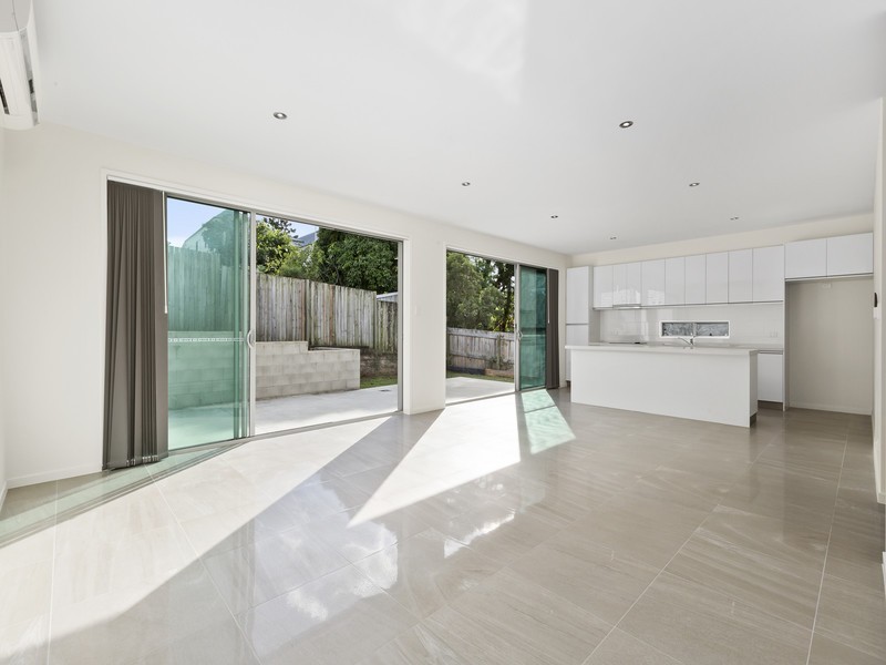 1/10 Julia Street, Highgate Hill QLD 4101