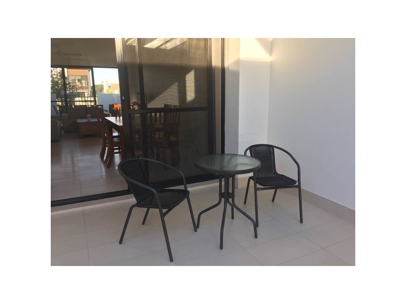 1/33 Azure Way, Hope Island QLD 4212