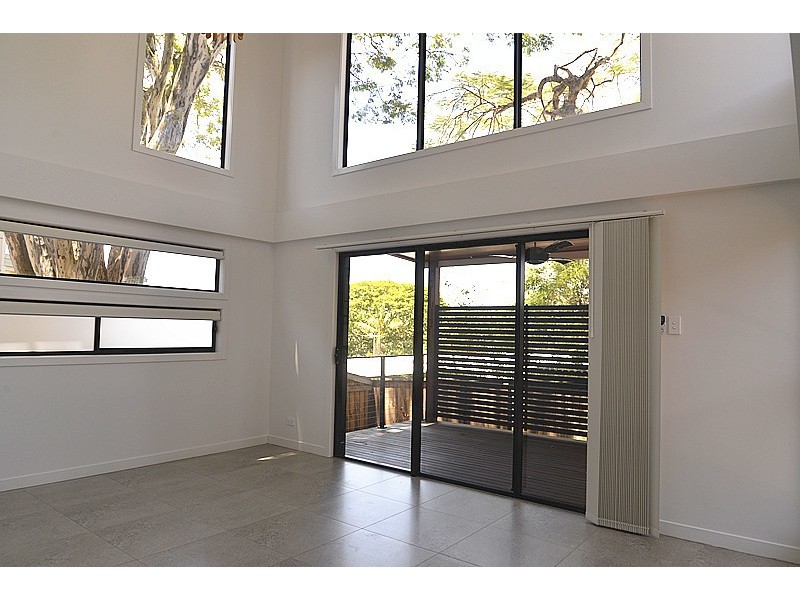 68 Gilruth Road, Kenmore QLD 4069