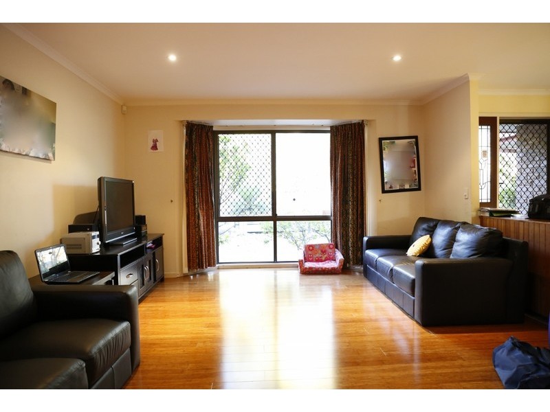 33 Carissa Street, Sinnamon Park QLD 4073