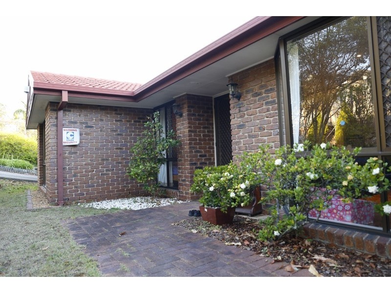 33 Carissa Street, Sinnamon Park QLD 4073