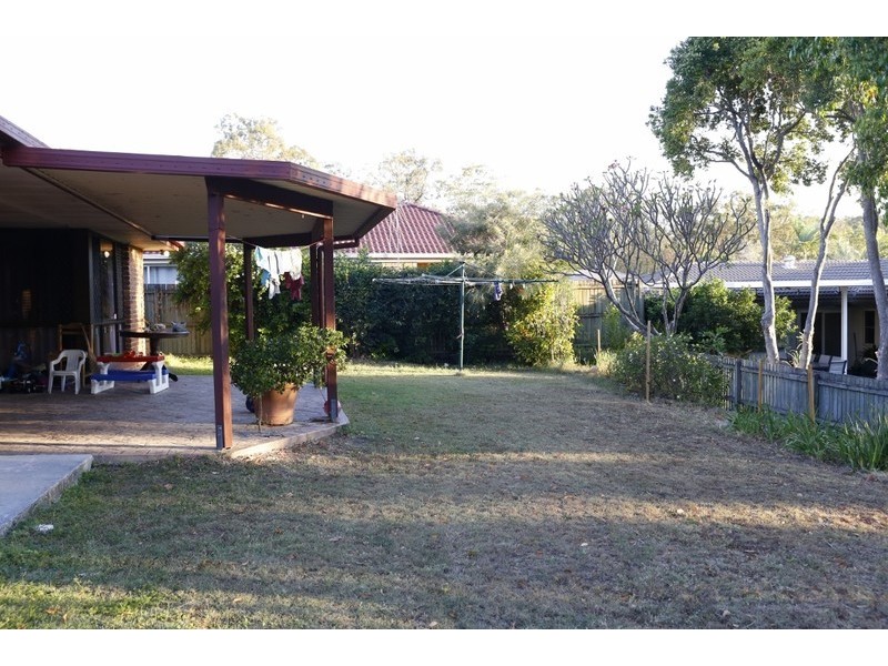 33 Carissa Street, Sinnamon Park QLD 4073