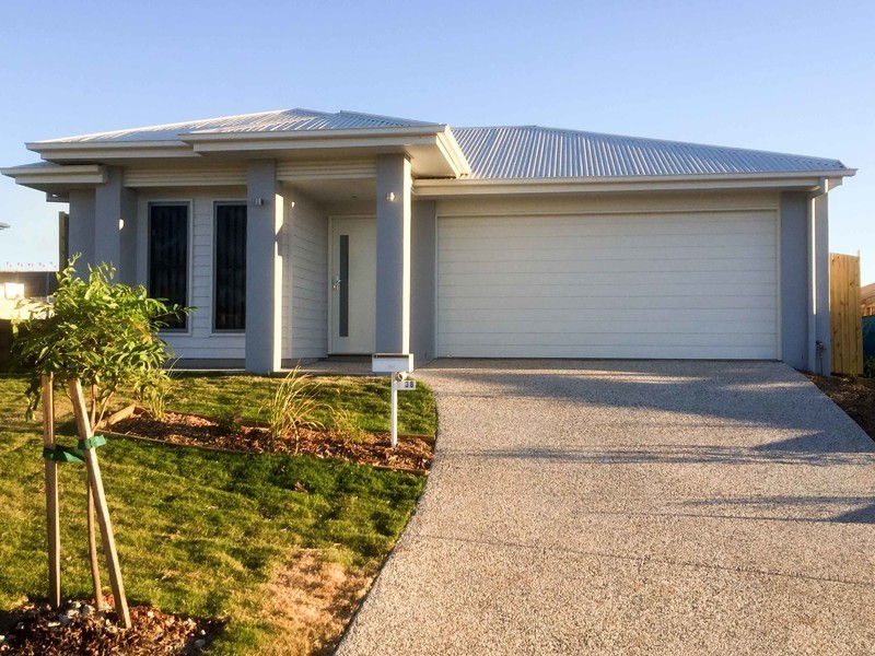38 Beazley Circuit, Bridgeman Downs QLD 4035