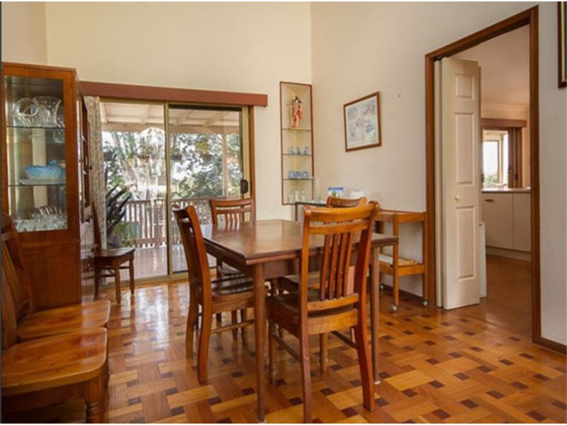 15 Tomkins Road, Riverhills QLD 4074