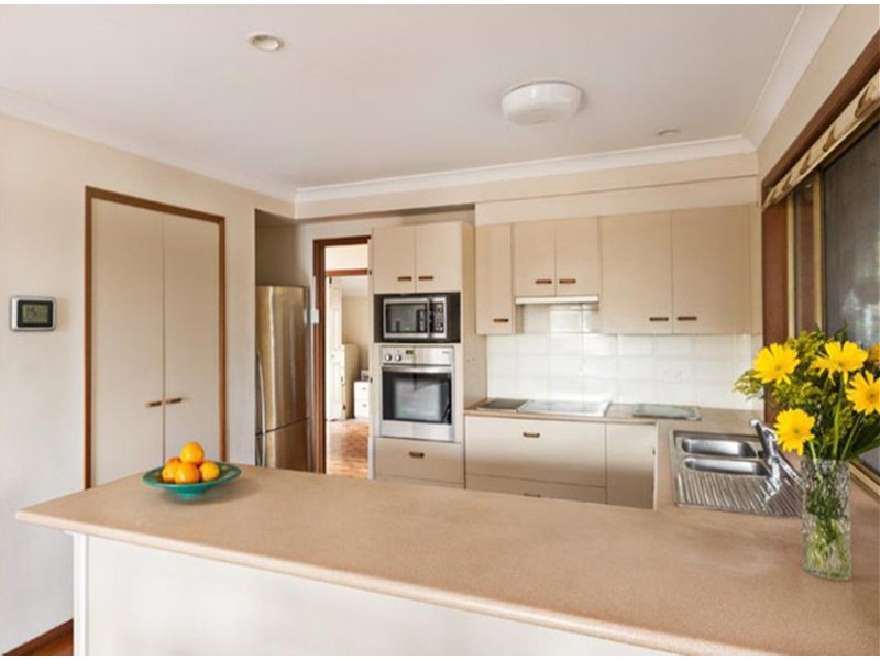 15 Tomkins Road, Riverhills QLD 4074