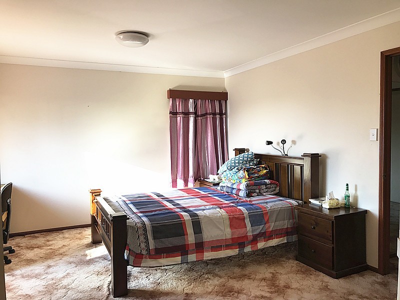 15 Tomkins Road, Riverhills QLD 4074