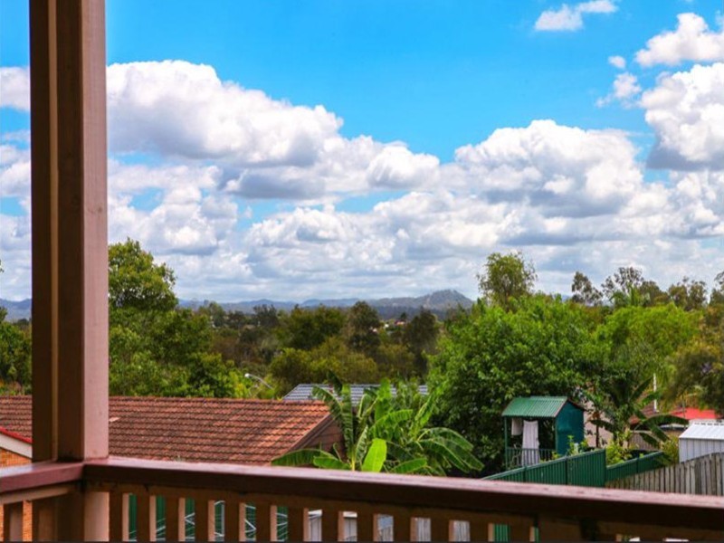 15 Tomkins Road, Riverhills QLD 4074