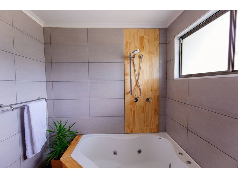 25 Kosciusko Street, Middle Park QLD 4074