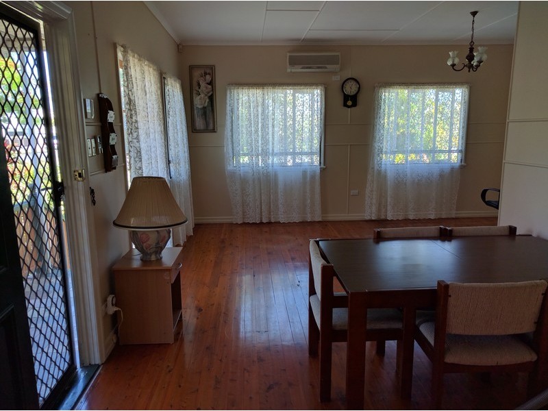 117 bolton Street, Eight Mile Plains QLD 4113