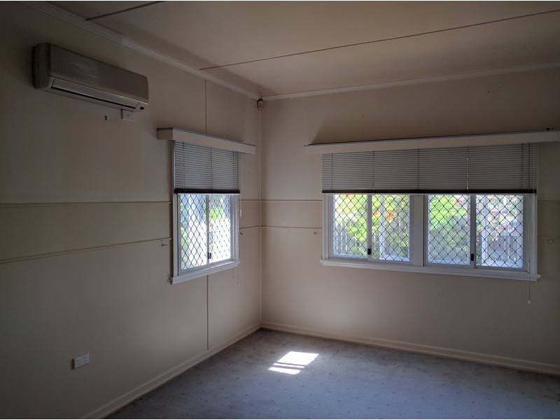 117 bolton Street, Eight Mile Plains QLD 4113