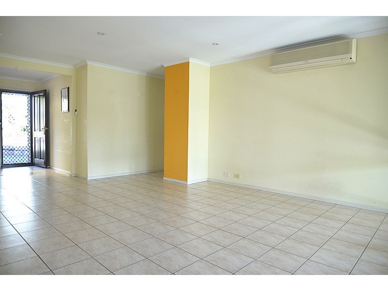 33a Carissa Street, Sinnamon Park QLD 4073