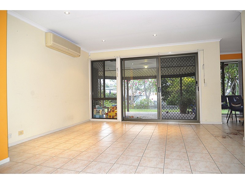 33a Carissa Street, Sinnamon Park QLD 4073