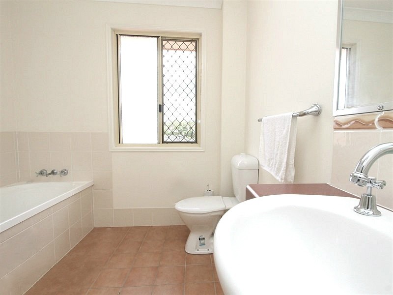 359 Warrigal Road, Eight Mile Plains QLD 4113