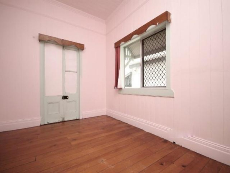 55 Cleveland Street, Greenslopes QLD 4120