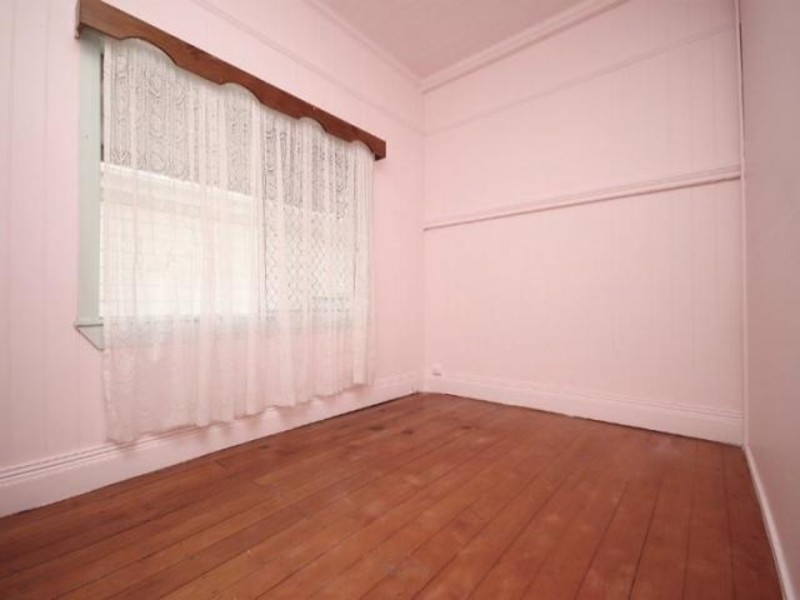 55 Cleveland Street, Greenslopes QLD 4120