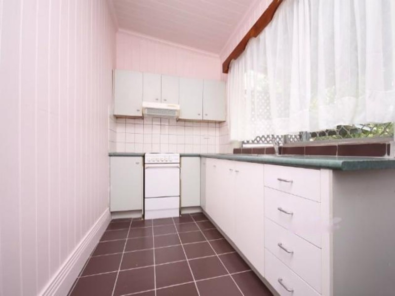 55 Cleveland Street, Greenslopes QLD 4120