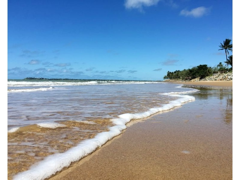 15 Pacific Drive, Blacks Beach QLD 4740
