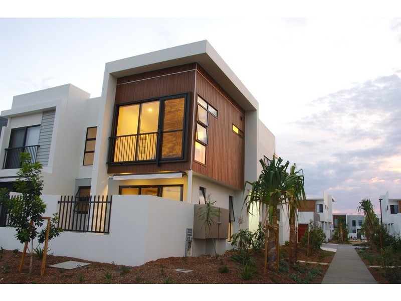 1 Mayfair Lane, Hope Island QLD 4212