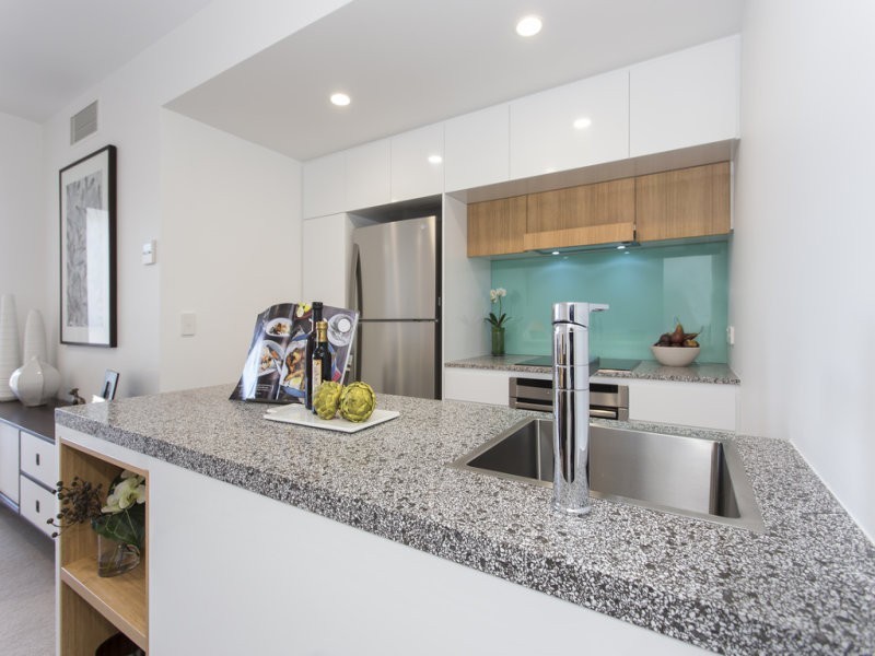 4/113 Commercial Road, Teneriffe QLD 4005