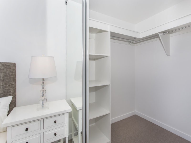 4/113 Commercial Road, Teneriffe QLD 4005