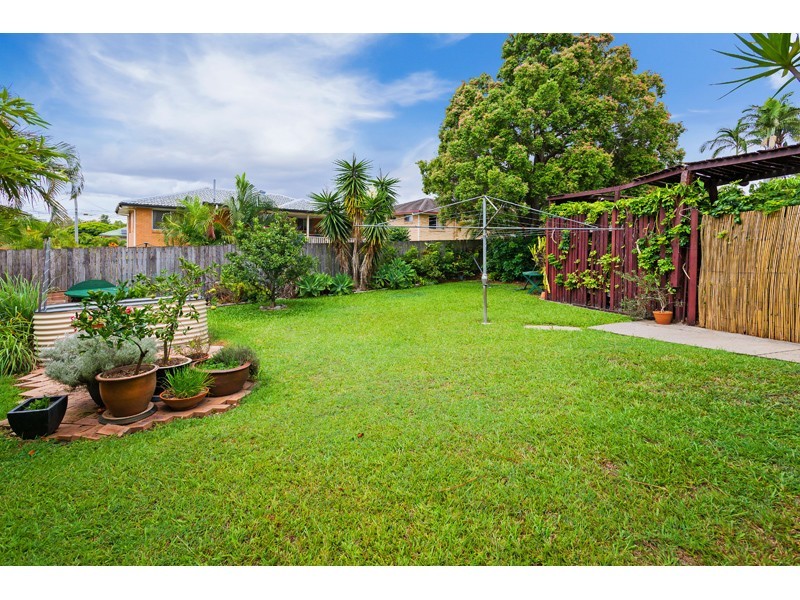 A/21 Mourilyan Street, Mansfield QLD 4122