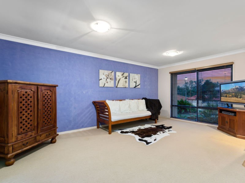 9 Apple Blossom Place, Eight Mile Plains QLD 4113