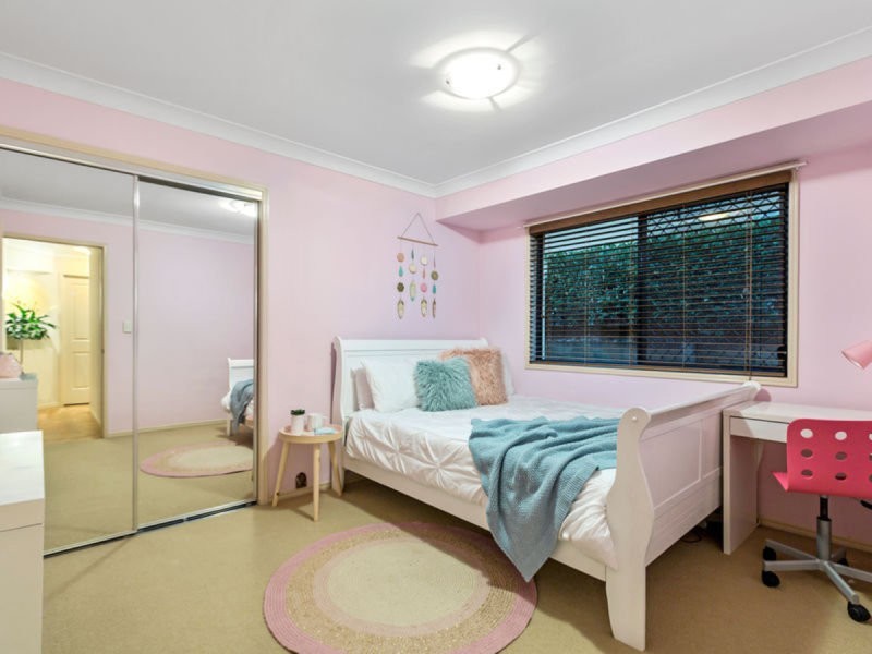 9 Apple Blossom Place, Eight Mile Plains QLD 4113