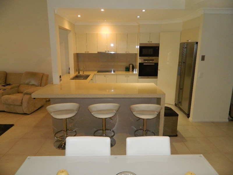 Hope Island QLD 4212