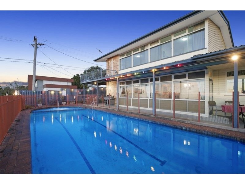 5 Spica Street, Coorparoo QLD 4151