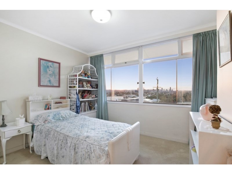 5 Spica Street, Coorparoo QLD 4151